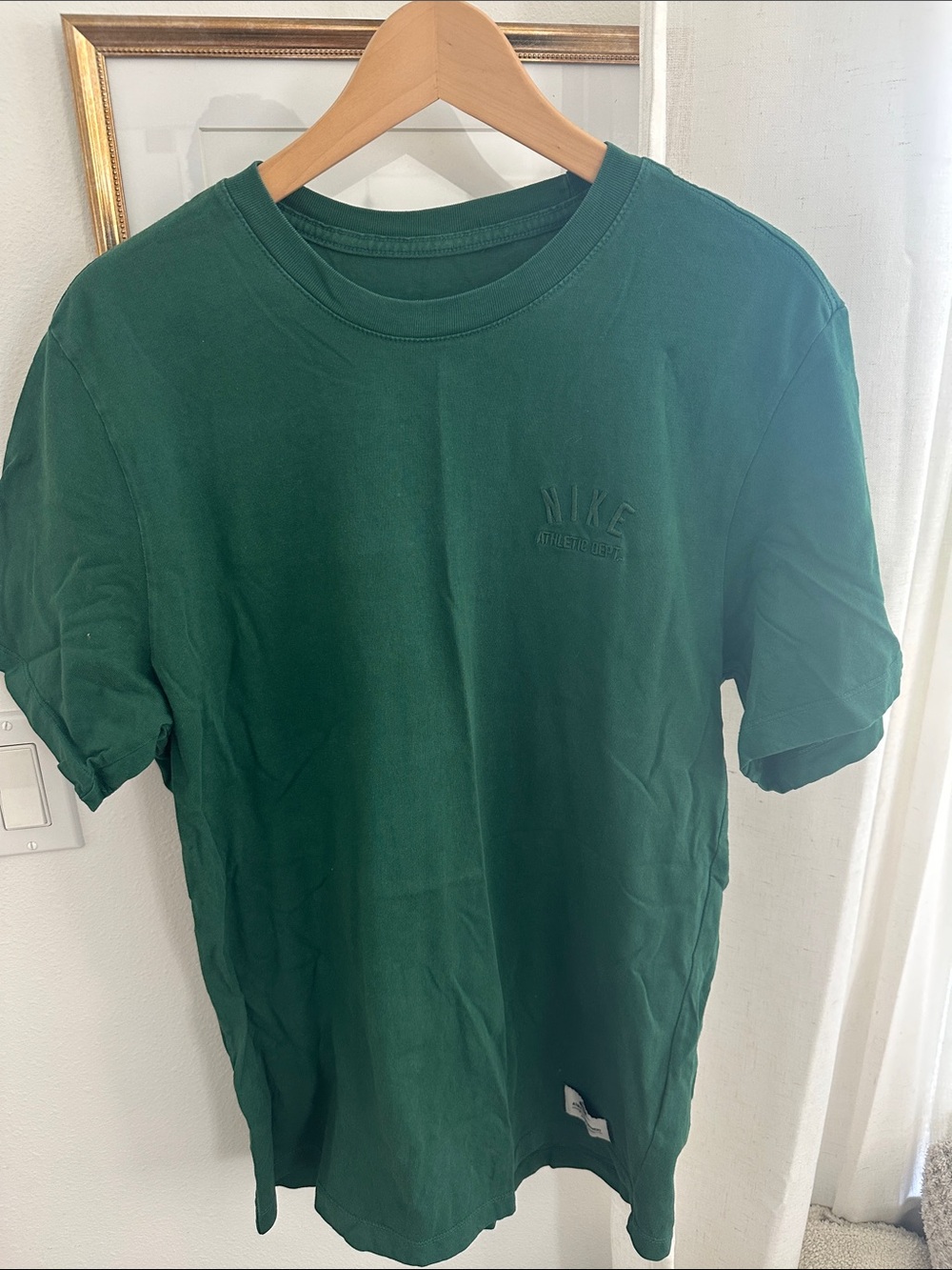 Nike Men's Dark Green Crew Neck Short Sleeve T-Shirt